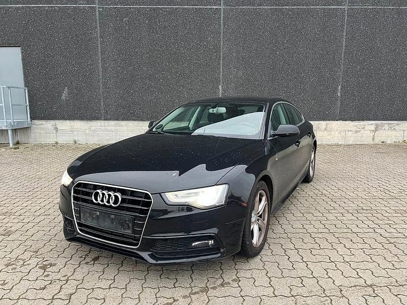 Schwarz Gebraucht 2016 Audi A5 Sportback S-Line Kleinwagen | 11.900 € (Guter Preis) - Bild 1/4