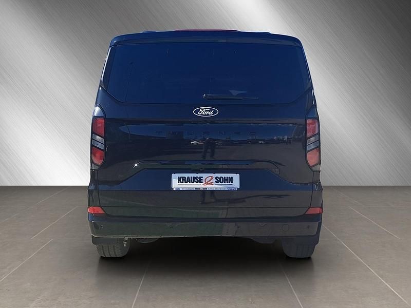 Gebraucht Ford Tourneo Custom Titanium 170 PS (125 kW) 2024 Schwarz metallic Van