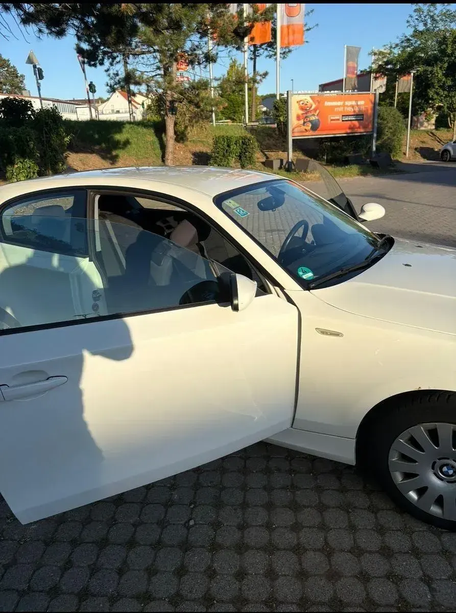 Gebraucht BMW 116 122 PS (89 kW) 2008 Weiß Kleinwagen