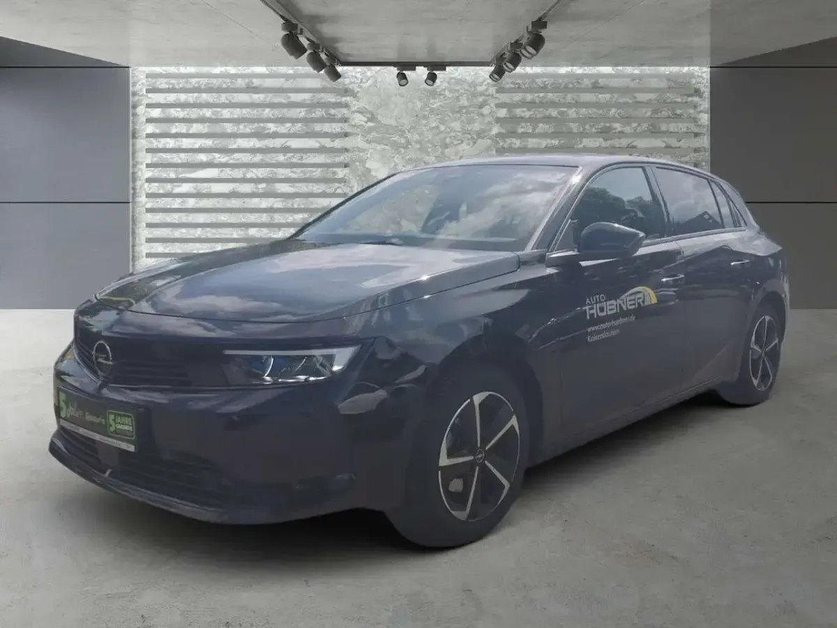 Gebraucht Opel Astra Edition 131 PS (96 kW) 2025 Lackierung schwarz perla nera/ Kleinwagen