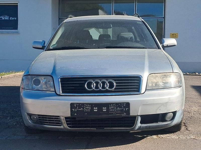 Second-hand Audi A6 131 CP (96 kW) 2001 Argintiu Break