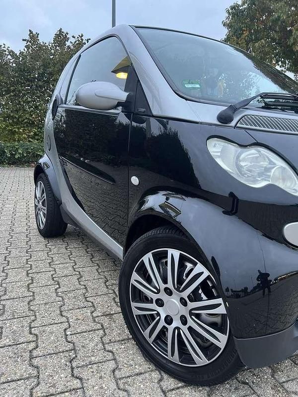 Gebraucht 2005 Smart ForTwo Coupé Coupé | 1.550 € (Fairer Preis) - Bild 1/4