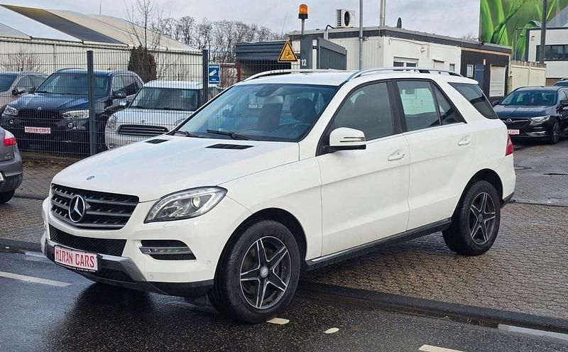 Gebraucht Mercedes ML350 258 PS (189 kW) 2015 Weiß SUV