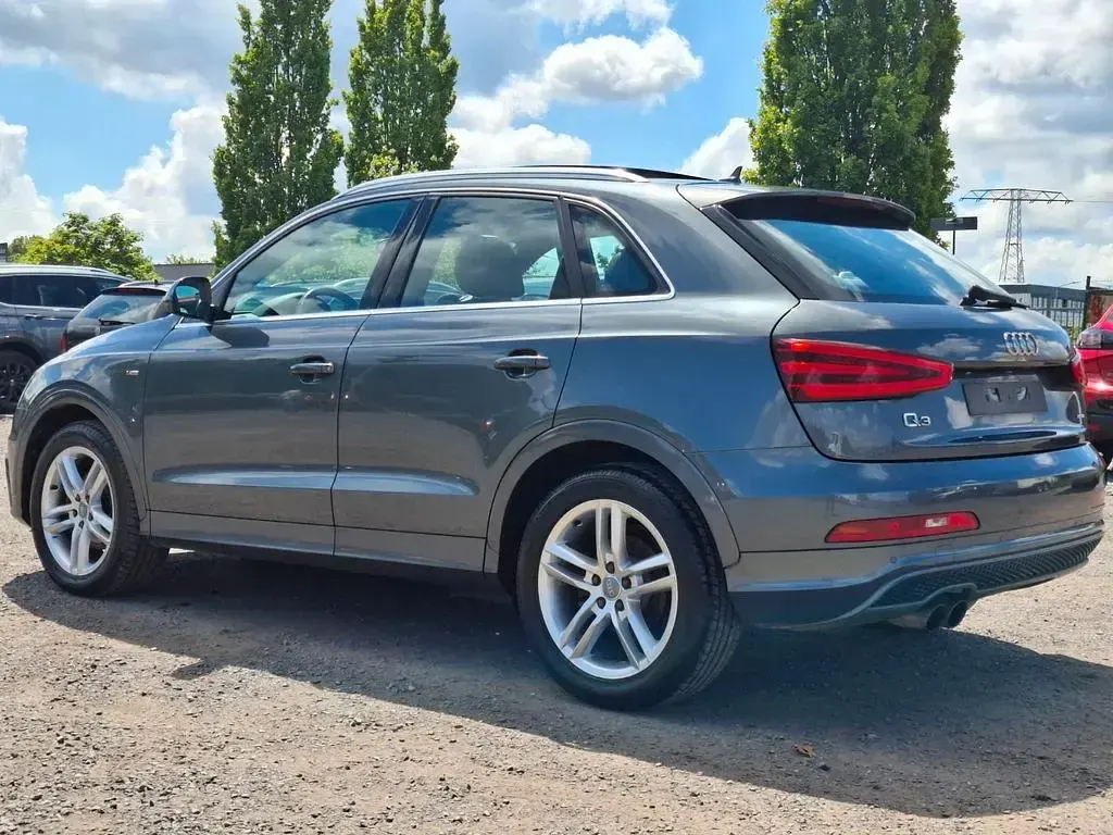 Gebraucht Audi Q3 S-Line 170 PS (125 kW) 2015 Grau SUV
