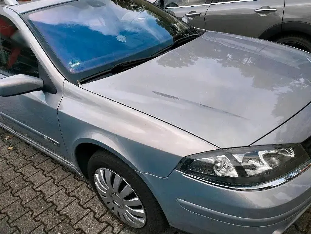 Gebraucht Renault Laguna II 135 PS (99 kW) 2006 Silber Kombi