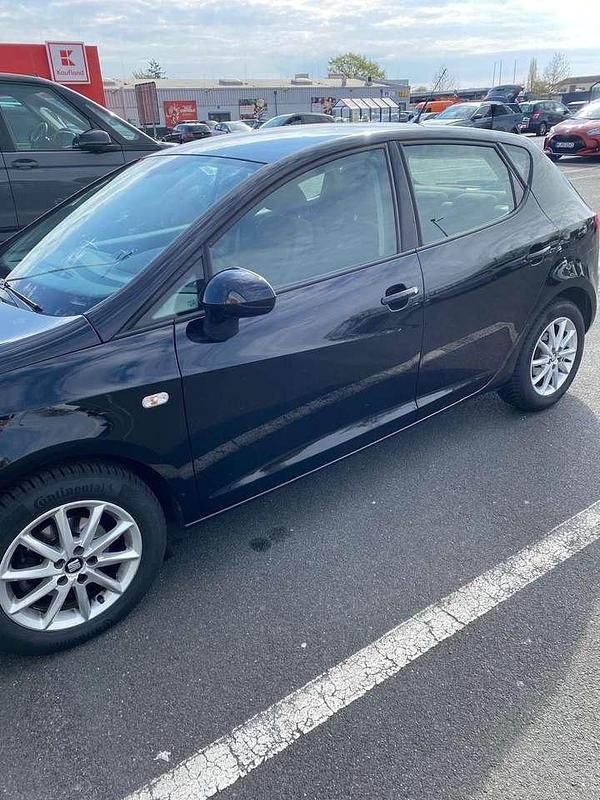 Gebraucht Seat Ibiza Style 90 PS (66 kW) 2017 Schwarz Limousine