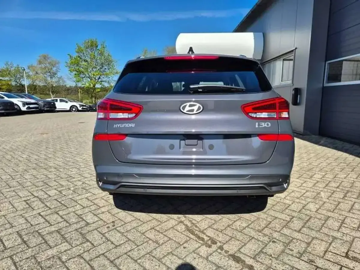 Neu Hyundai i30 Trend 150 PS (110 kW) 2026 Ecotronic grey Kombi