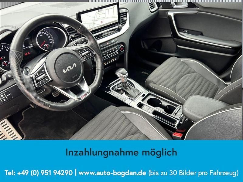 Gebraucht Kia ProCeed GT-Line 160 PS (117 kW) 2022 Orange fusion (metallic) Kleinwagen