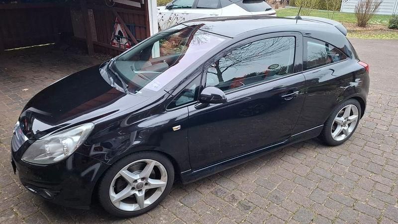 Gebraucht Opel Corsa 150 PS (110 kW) 2008 Schwarz Limousine