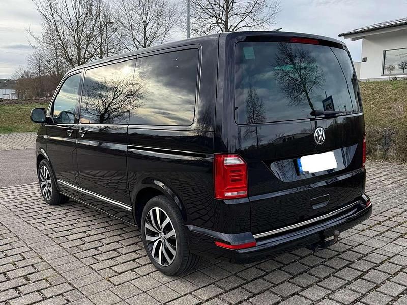 Second-hand VW T6 204 CP (150 kW) 2016 Negru Van