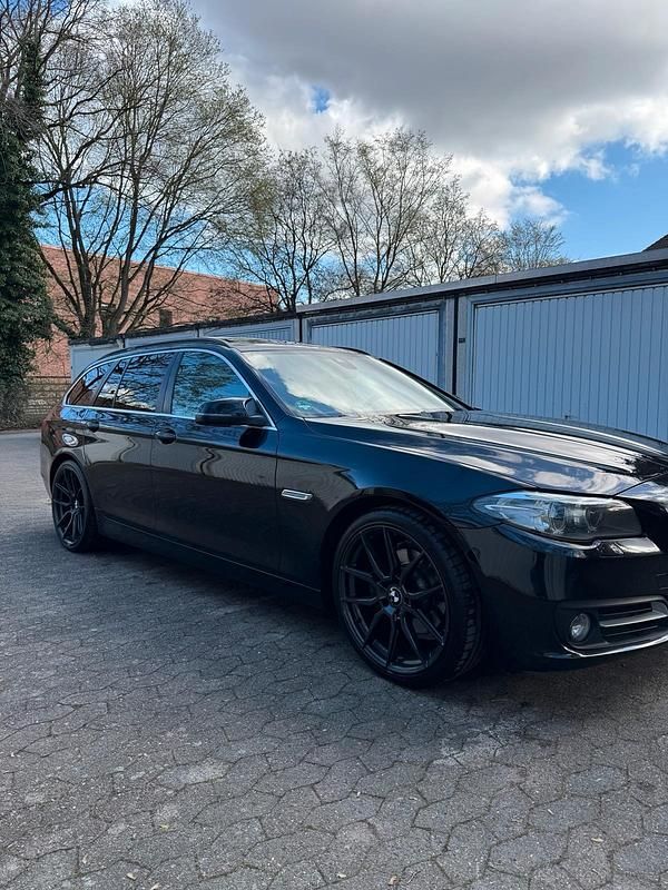 Gebraucht BMW 520 2014 Schwarz Kombi