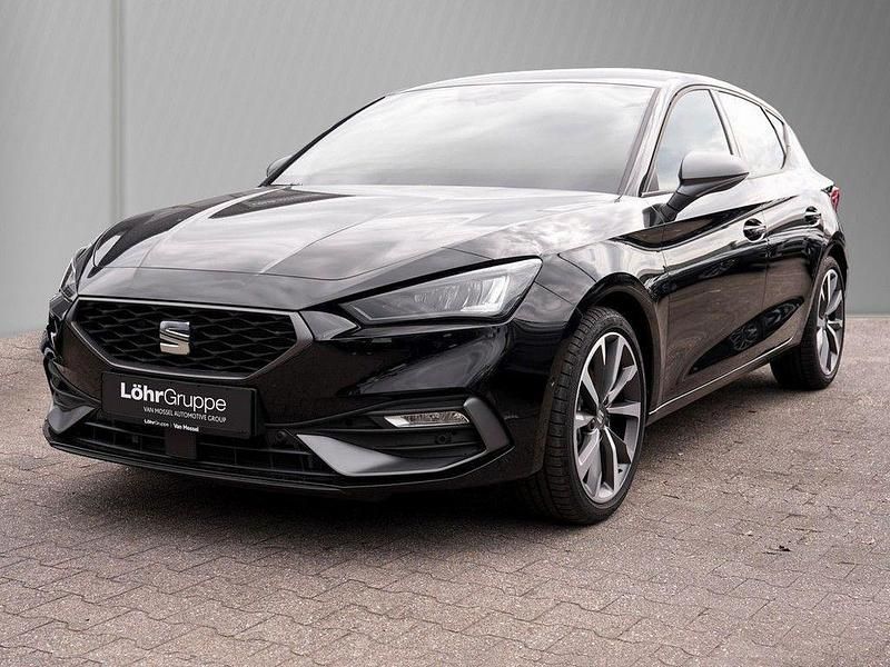Neu Seat Leon FR 150 PS (110 kW) 2026 Mitternachtsschwarz Limousine