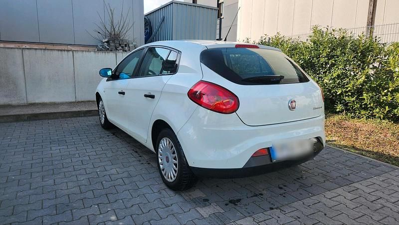 Gebraucht Fiat Bravo 90 PS (66 kW) 2009 Weiß Kleinwagen