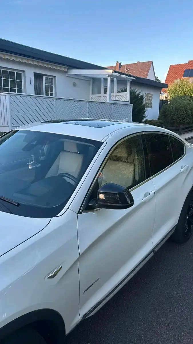 Gebraucht BMW X4 Comfort Edition 245 PS (180 kW) 2017 Weiß SUV