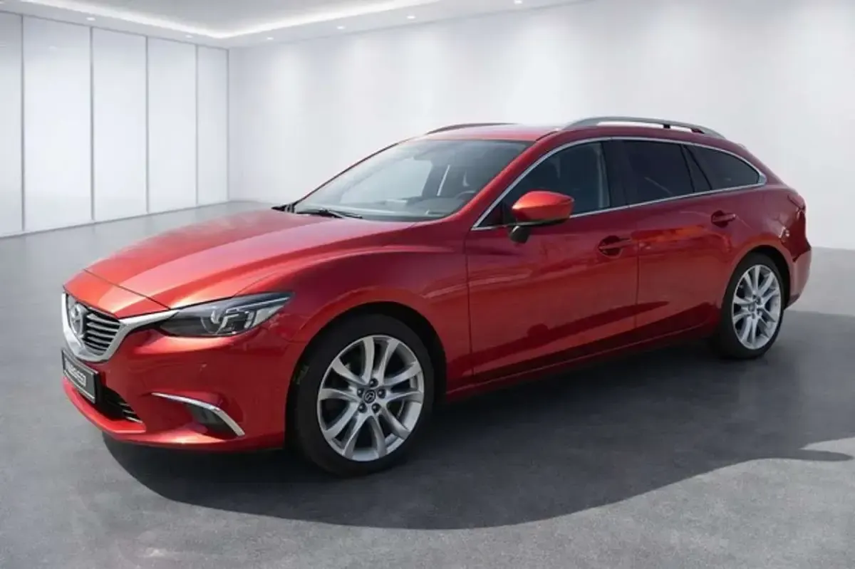 Gebraucht Mazda 6 150 PS (110 kW) 2016 Rot Kombi