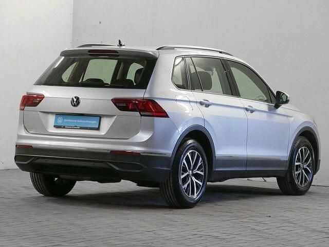 Gebraucht VW Tiguan Life 122 PS (89 kW) 2022 Silber SUV