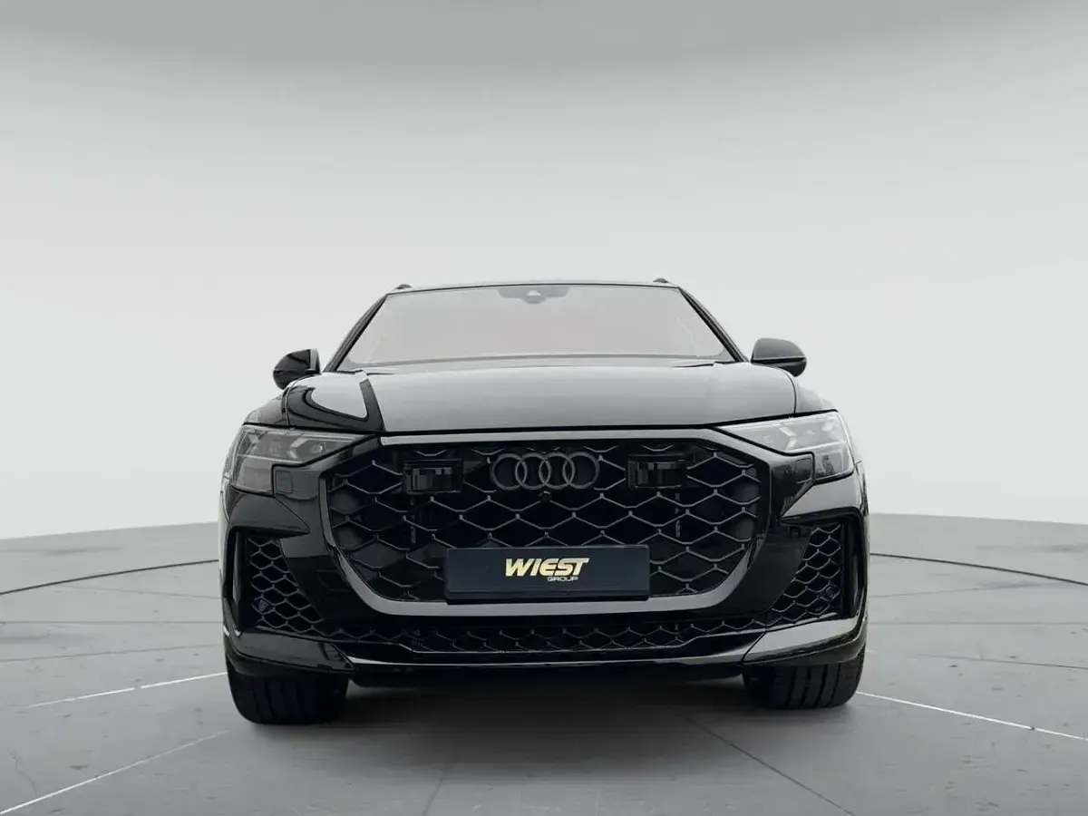 Neu Audi RS Q8 Performance 640 PS (470 kW) 2026 Mythosschwarz metallic SUV