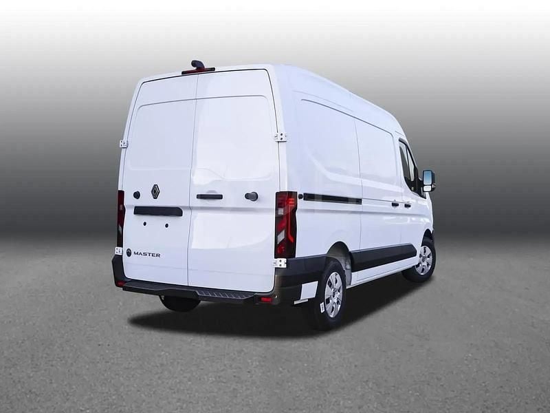 Gebraucht Renault Master Business 131 PS (96 kW) 2026 Weiß Van / Kleinbus