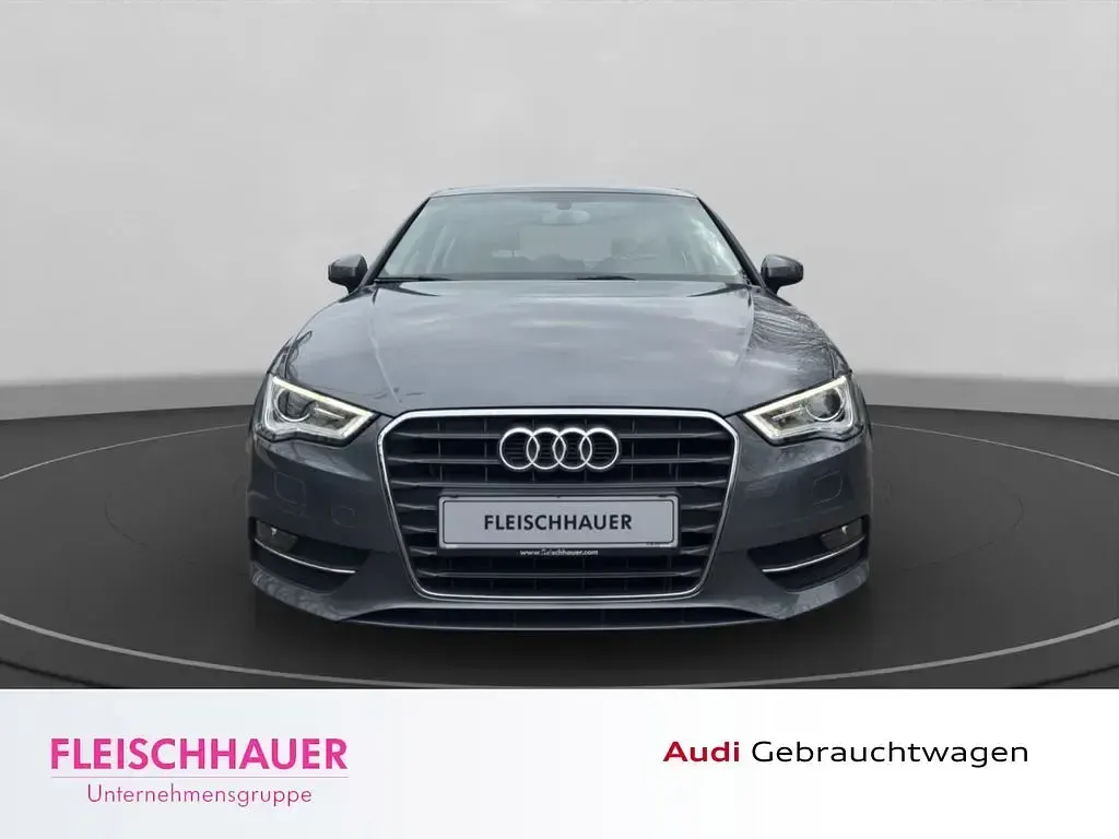 Gebraucht Audi A3 Ambition 125 PS (91 kW) 2016 Grau Limousine