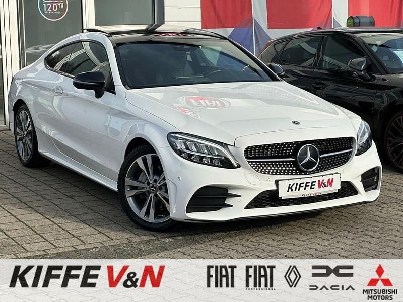 Polarweiss unilack Gebraucht 2024 Mercedes C200 AMG line Coupé | 40.990 € (Guter Preis) - Bild 1/4
