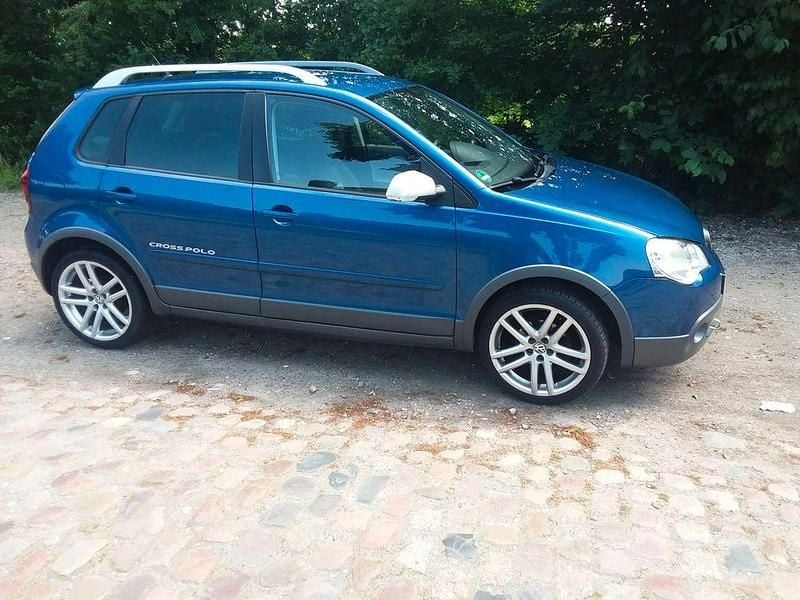 Gebraucht VW Polo Cross 75 PS (55 kW) 2008 Blau Kleinwagen