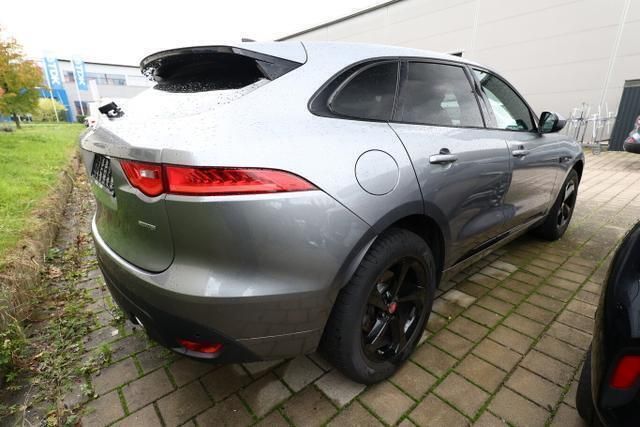 Eiger grey metallic eiger grey metallic Gebraucht 2019 Jaguar F-Pace R-Sport SUV | 30.562 € (Superpreis) - Bild 1/4
