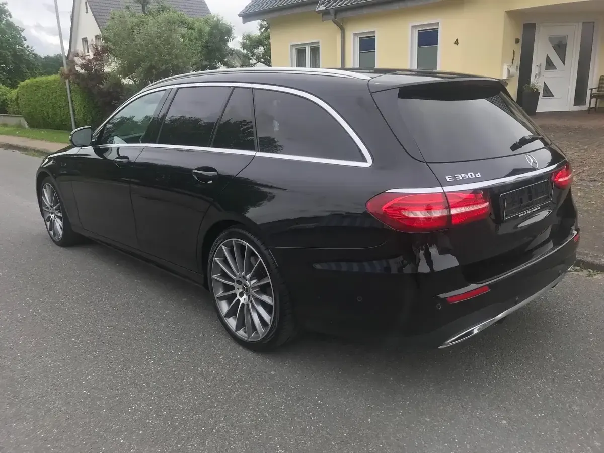 Gebraucht Mercedes E350 AMG 258 PS (189 kW) 2017 Schwarz Kombi