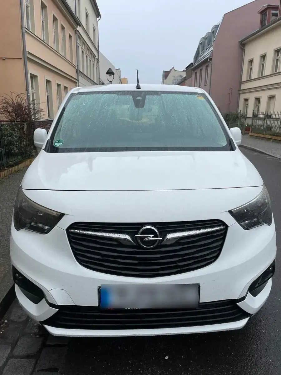 Gebraucht Opel Combo Life Edition 131 PS (96 kW) 2021 Weiß Van / Kleinbus