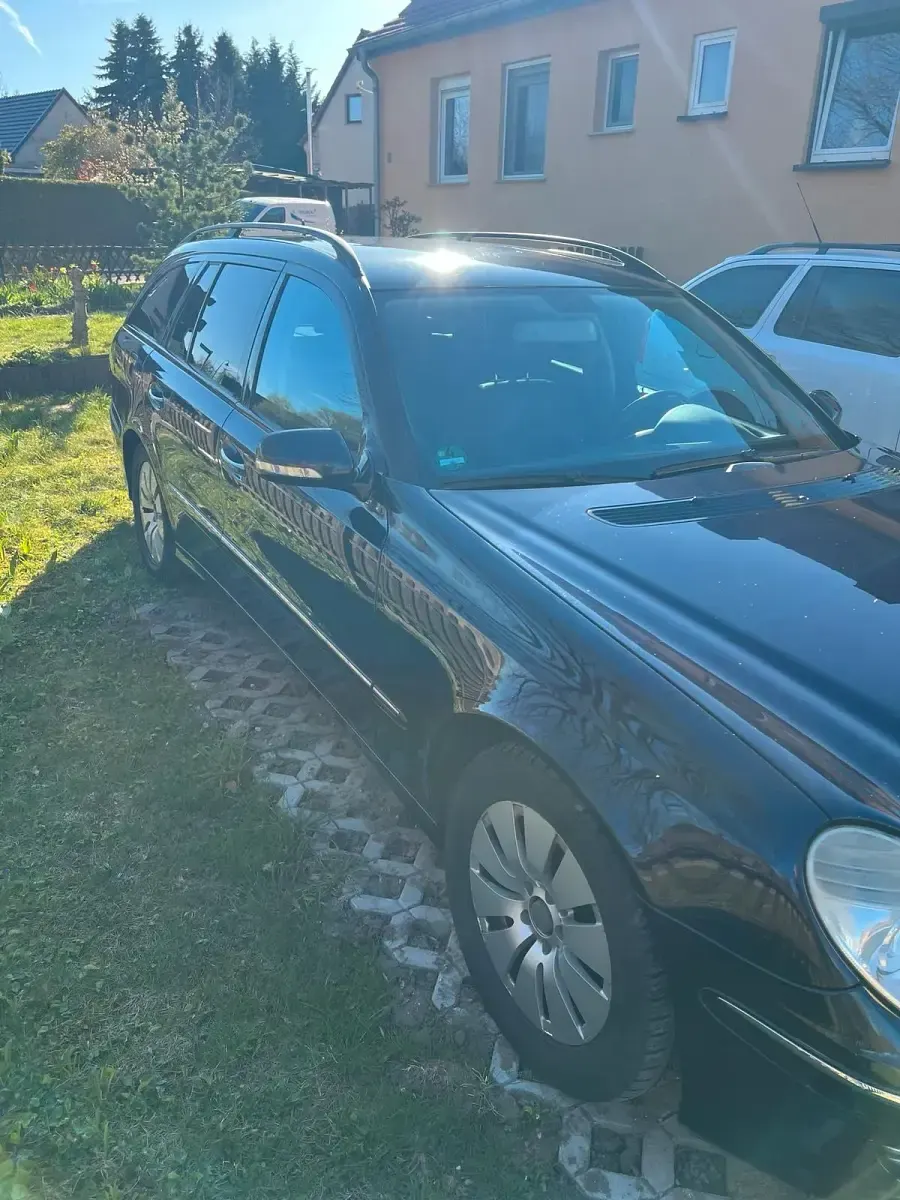 Gebraucht Mercedes E280 Avantgarde 190 PS (139 kW) 2006 Blau Kombi