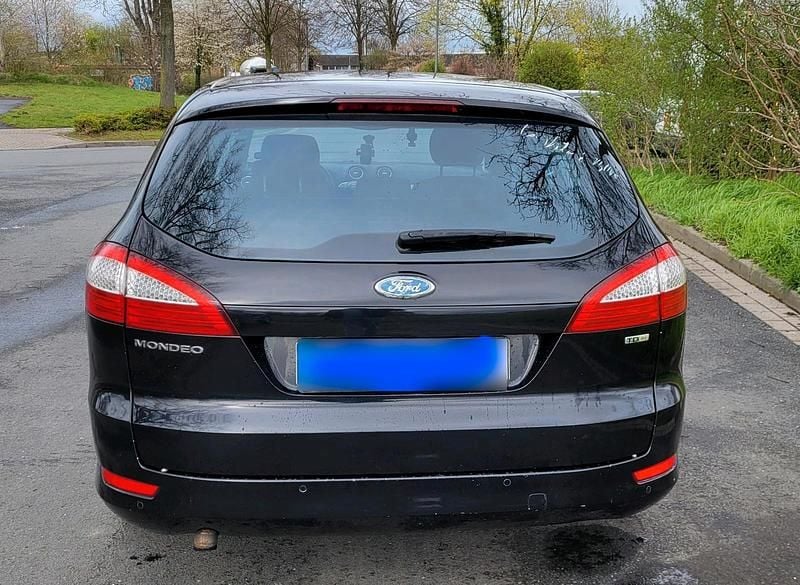 Gebraucht Ford Mondeo 140 PS (102 kW) 2007 Schwarz Kombi