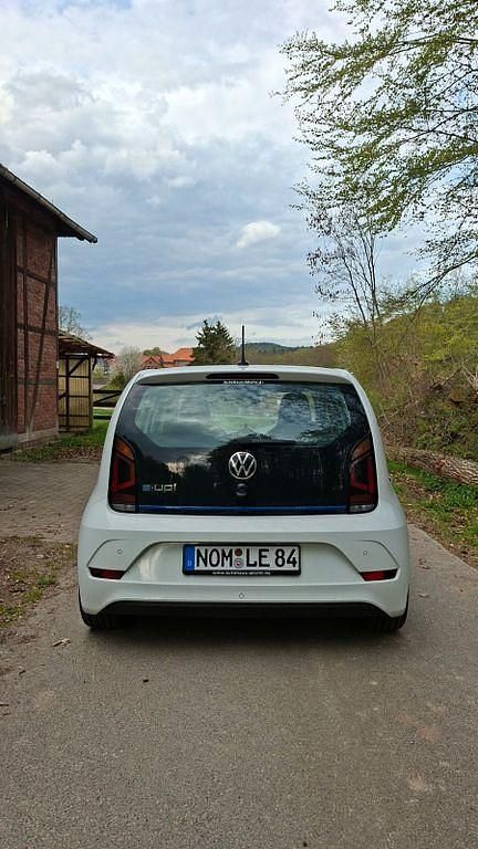 Second-hand VW e-up! 61 kW (83 CP) 2020 Alb Hatchback