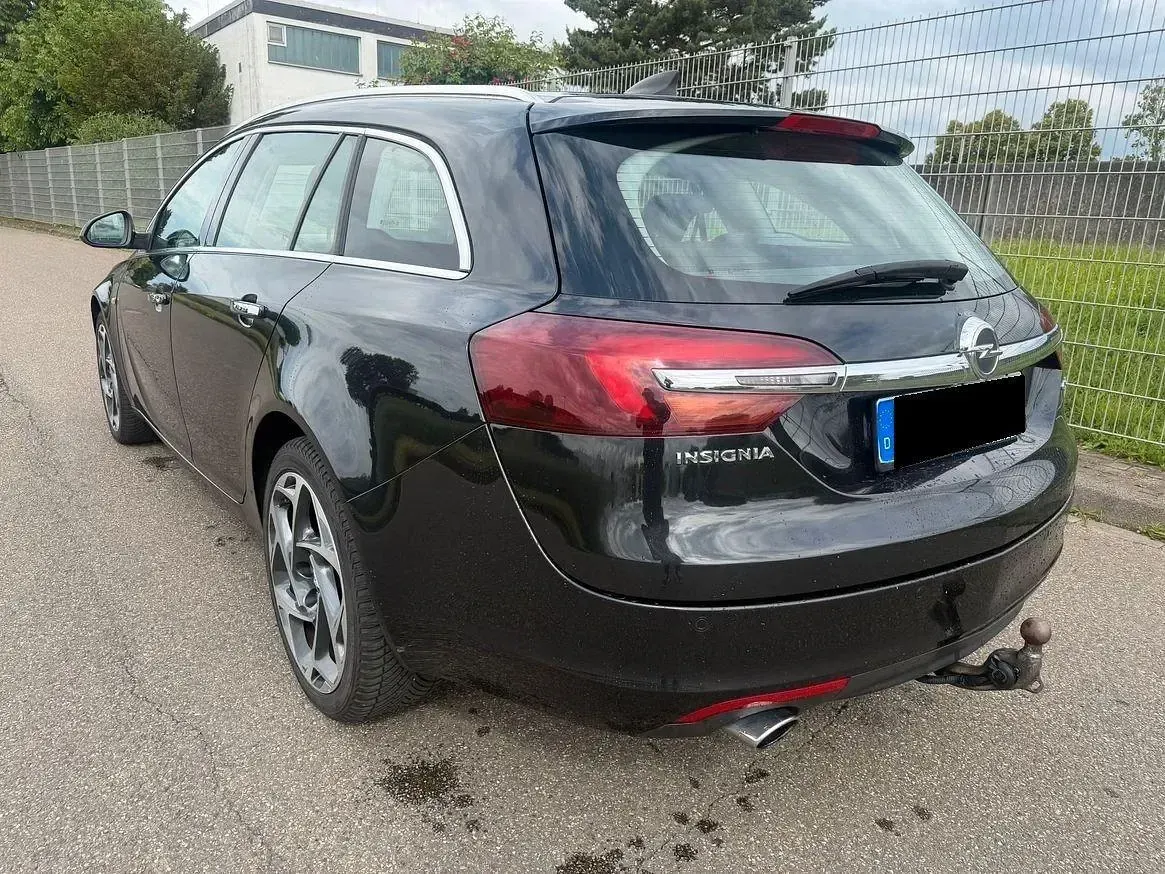 Gebraucht Opel Insignia Innovation 170 PS (125 kW) 2015 Schwarz Kombi