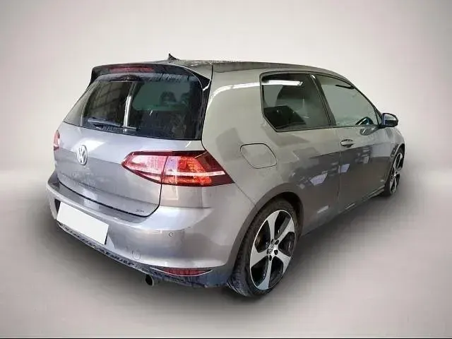 Gebraucht VW Golf VII GTI 220 PS (161 kW) 2016 Manufacturer Limousine