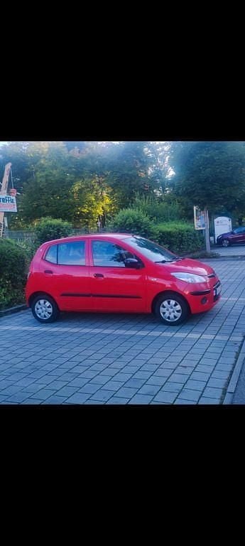 Gebraucht Hyundai i10 67 PS (49 kW) 2008 Rot Kleinwagen