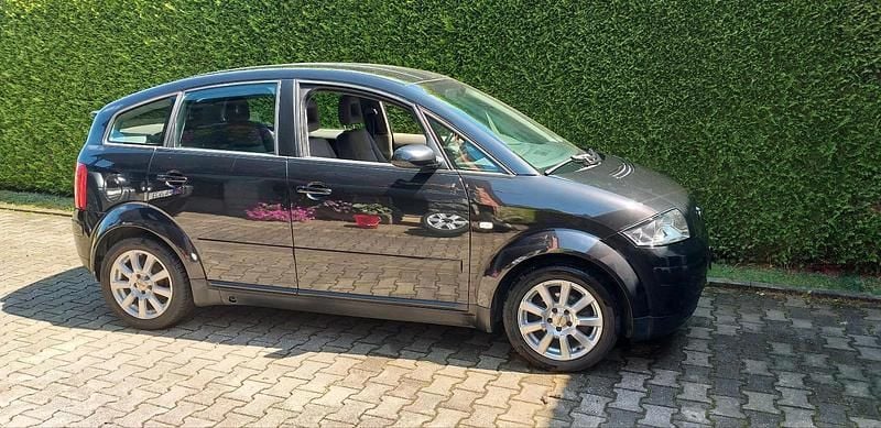 Second-hand Audi A2 75 CP (55 kW) 2001 Negru Hatchback