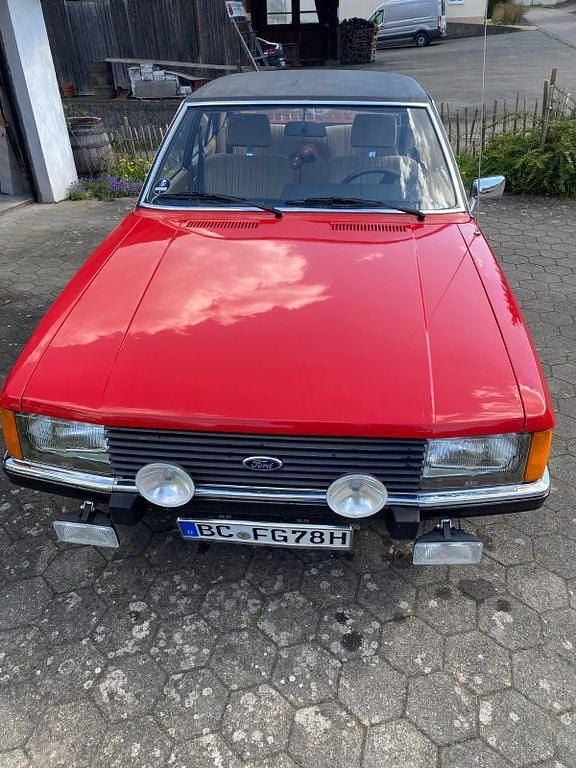 Second-hand Ford Granada 90 CP (66 kW) 1978 Roșu Berlinǎ