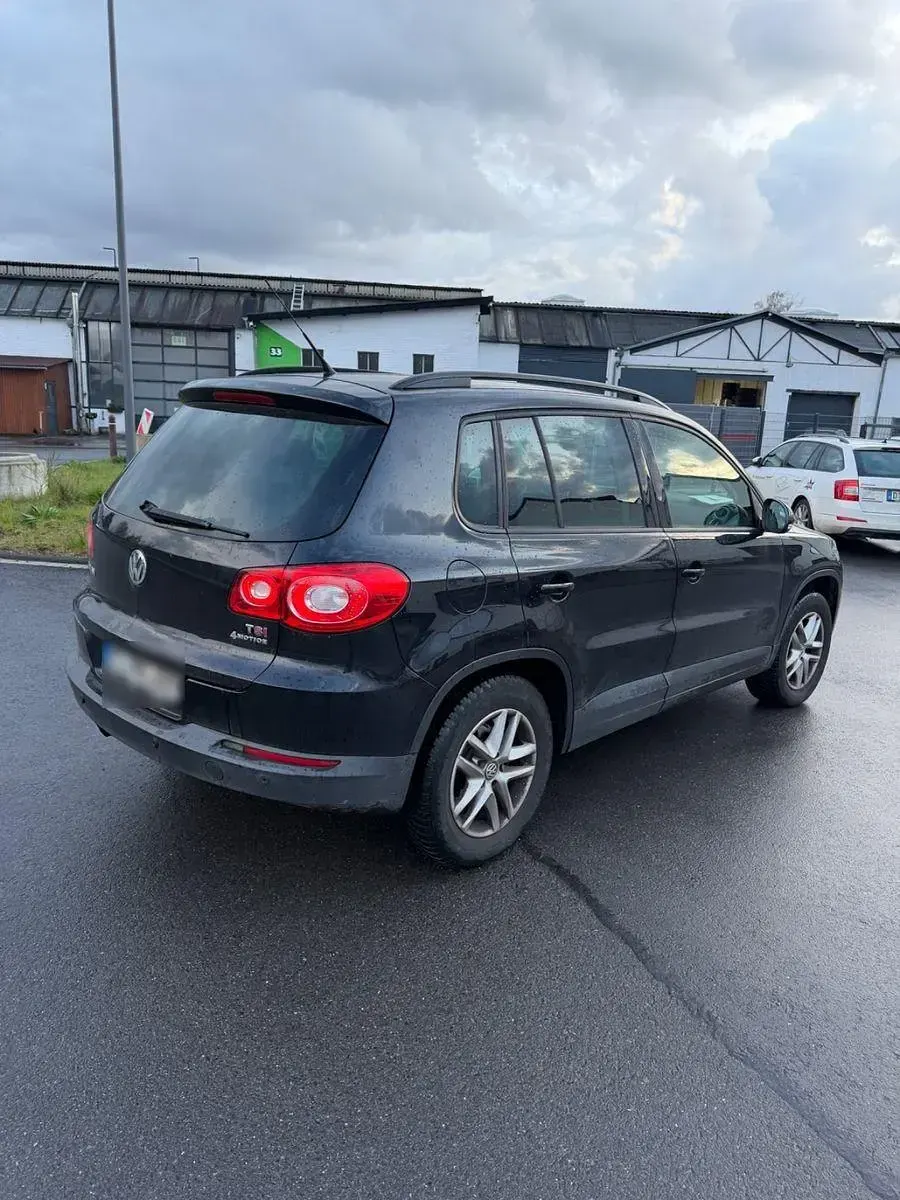 Używany VW Tiguan 150 KM (110 kW) 2010 Czarny SUV
