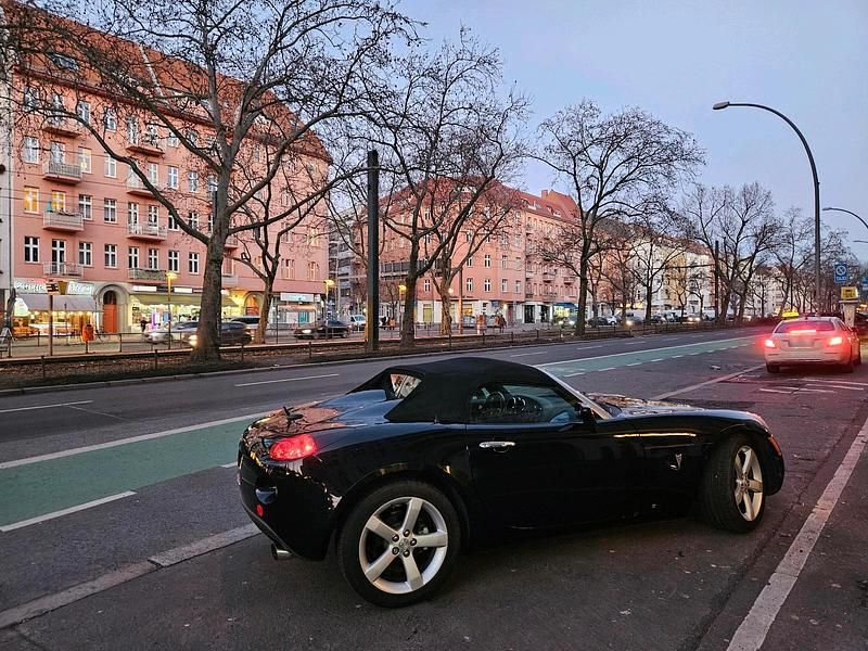 Gebraucht Pontiac Solstice 178 PS (130 kW) 2007 Schwarz Cabrio