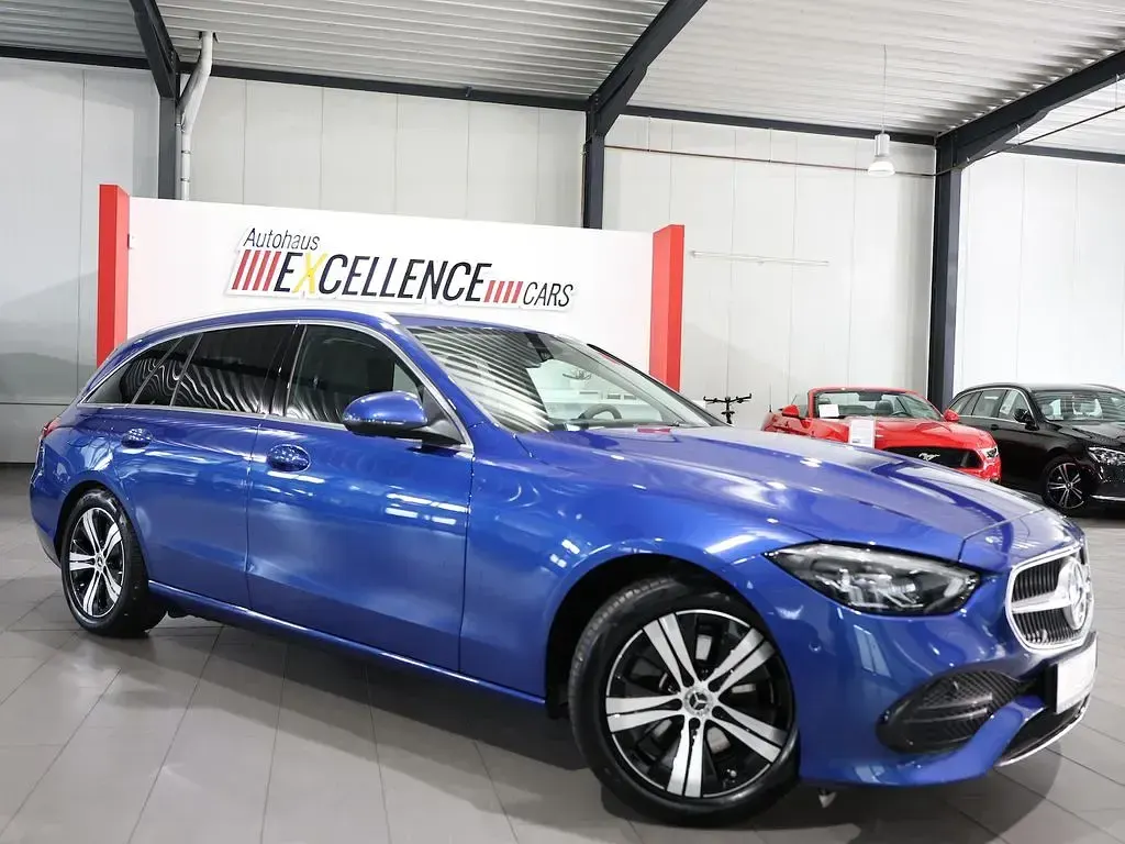 Gebraucht Mercedes C200 Advanced 163 PS (119 kW) 2024 Blau Limousine