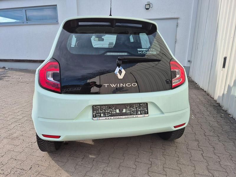 Gebraucht Renault Twingo LIMITED 73 PS (53 kW) 2020 Grün Kleinwagen