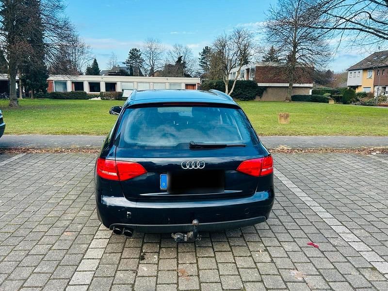 Gebraucht Audi A4 120 PS (88 kW) 2009 Blau Kombi