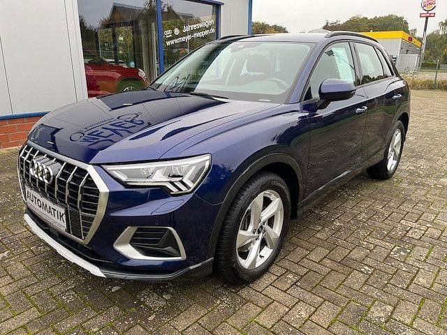 Navarrablau (metallic) Gebraucht 2024 Audi Q3 Advanced SUV | 39.900 € (Fairer Preis) - Bild 1/4