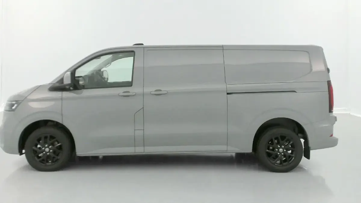 Nowe VW Transporter Business 150 KM (110 kW) 2026 Szary Van