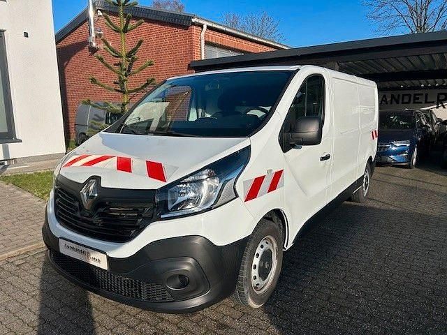 Gebraucht Renault Trafic Komfort 120 PS (88 kW) 2018 Weiß Van / Kleinbus