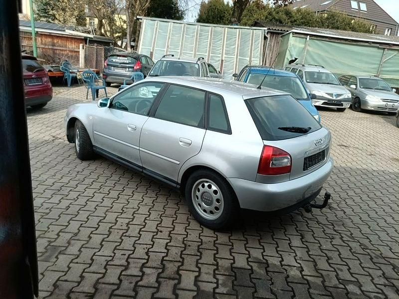 Gebraucht Audi A3 Sport 102 PS (75 kW) 2001 Silber Kleinwagen