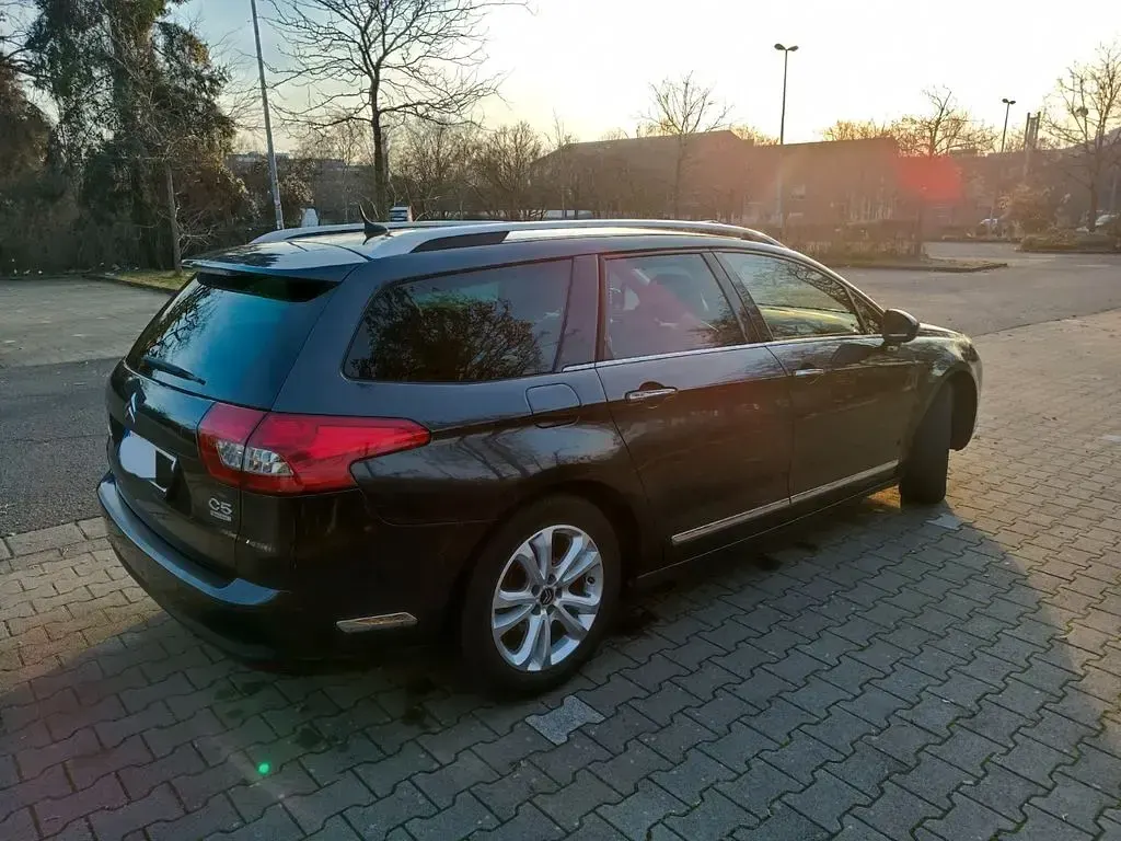 Gebraucht Citroën C5 Exclusive 140 PS (102 kW) 2012 Grau Kombi