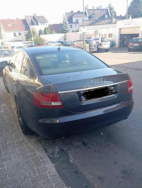 Grau Gebraucht 2008 Audi A6 Limousine | 1.600 € (Superpreis) - Bild 1/4