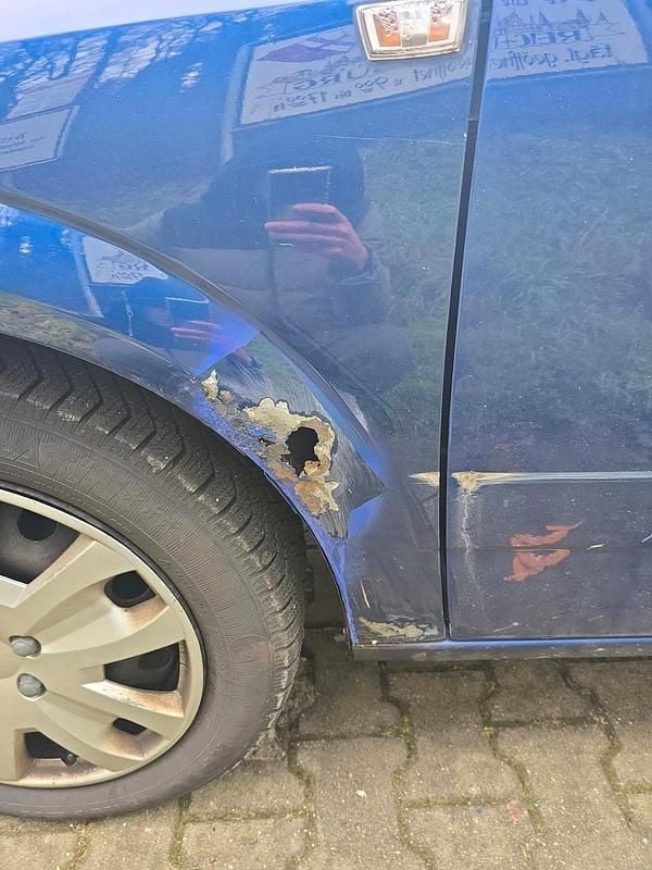 Gebraucht Opel Astra 90 PS (66 kW) 2006 Blau Kleinwagen