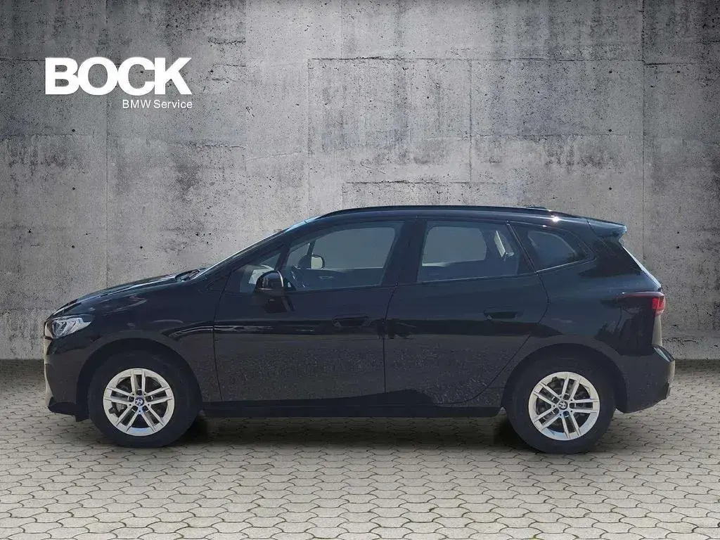 Gebraucht BMW 216 Active Tourer 122 PS (89 kW) 2025 Schwarz Van / Kleinbus