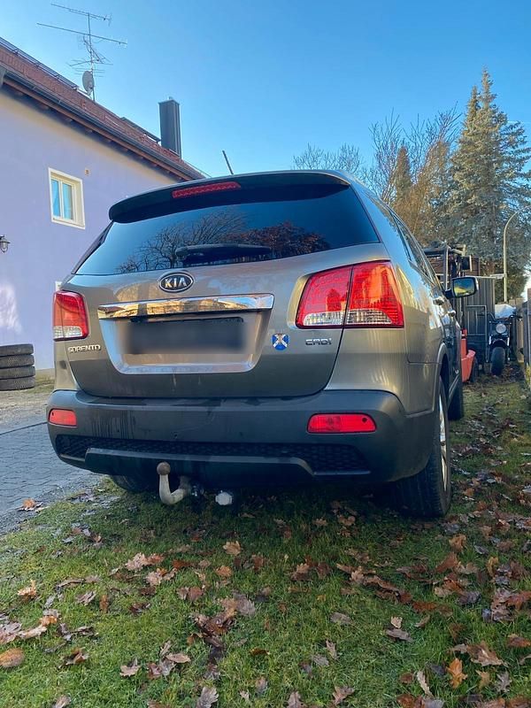 Gebraucht Kia Sorento 197 PS (144 kW) 2011 Grau SUV